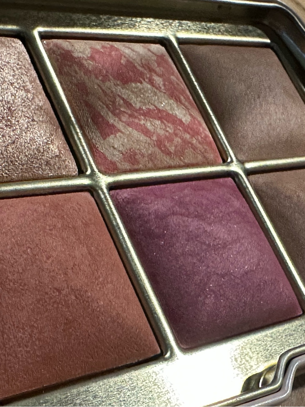Hourglass Ambient Lighting
Edit Unlocked Deer Palette and Brush II - Picture 6 of 12
